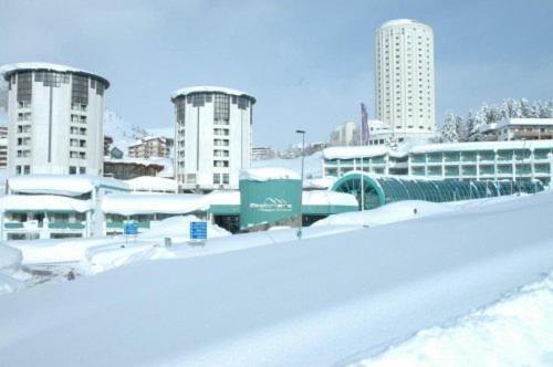 Attico Villaggio Olimpico Colle Sestriere Exterior foto